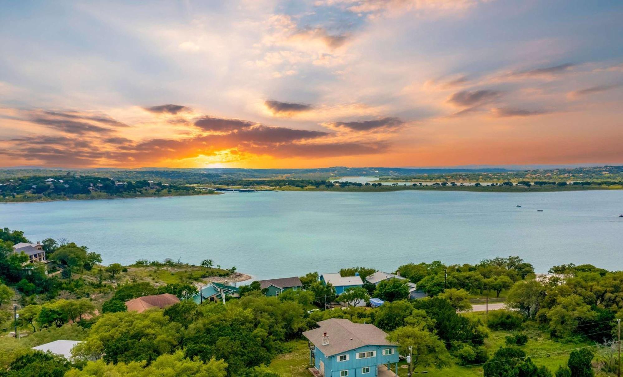 Sunset Ridge 2King Beds Lake Hot Tub Pool Canyon Lake Exteriér fotografie